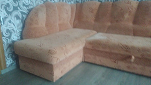 Угловой диван, маленький диван