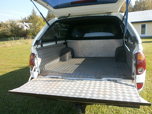 Mitsubishi L200 (4 foto / 9)