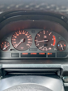 BMW X5 3.0D E53 160kw (10 foto / 13)