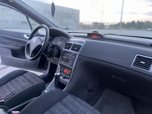 PEUGEOT 307 (6 foto / 9)