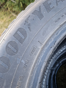 Good year Ultragrip ice 245/65 17 (3 foto / 4)