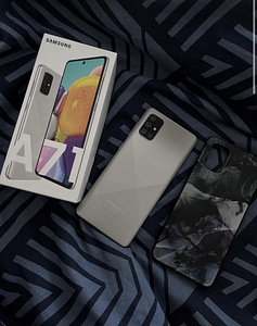 Samsung Galaxy a71 128gb (1 foto / 3)