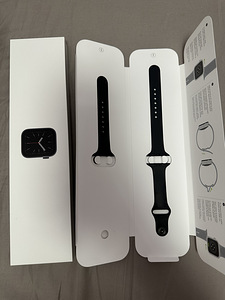 Apple Watch Series 6 40mm Black (2 foto / 3)