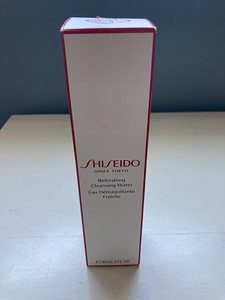 Shiseido refreshing cleansing water 180 ml (1 foto / 1)