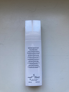 Niisutav ihupiim naistele Chanel Body Excellence 200 ml (2 foto / 2)