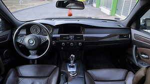 BMW e61 530xd 173kw (9 foto / 11)