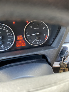 BMW X5 (10 foto / 10)