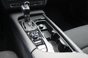 Volvo V90 Momentum 2.0 140kW (8 foto / 15)