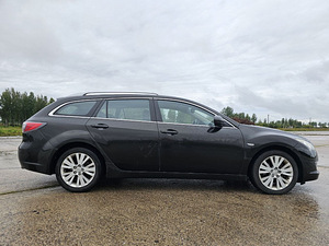Mazda 6 GH 2.0 103kW (2 foto / 15)