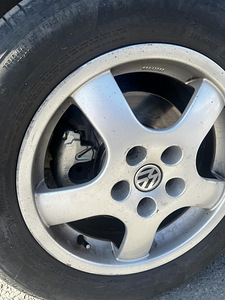 Volkswagen Touran 2.0 100KW 2004 (7 foto / 10)