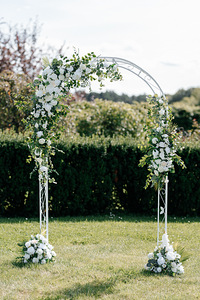 Pulmakaar koos lillede ja muu dekoratsiooniga (1 foto / 5)