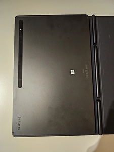 Galaxy Tab S8 Ultra 5G + Galaxy Tab S8 Ultra Book Cover (1 foto / 4)