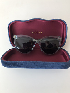GUCCI päikeseprillid (2 foto / 8)