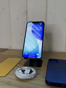 Apple iPhone 13 128GB Blue (2 foto / 4)