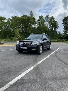 Mercedes-Benz GLK350 CDI V6 170kw 4matic (1 foto / 10)