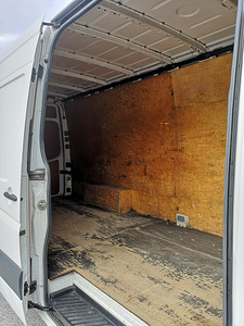 Volkswagen Crafter 2.5 120kW L3H4 (4 foto / 7)