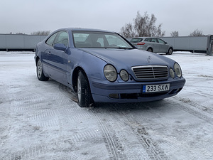 Mercedes benz clk 320 (4 foto / 6)