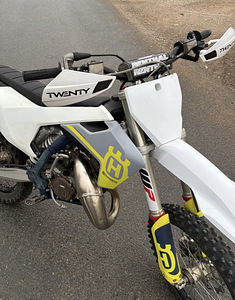 Husqvarna TC85 (8 фото из 10)