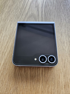 Samsung Z Flip 6 512GB SM-F741B (1 foto / 7)
