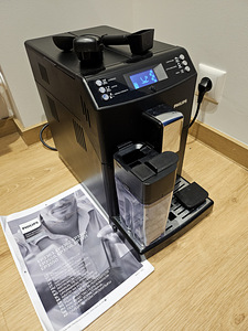 Philips EP3551 täisautomaatne kohvimasin (espressomasin) (1 foto / 6)