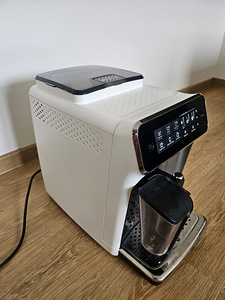 Philips EP3249 täisautomaatne kohvimasin/espressomasin (2 foto / 5)