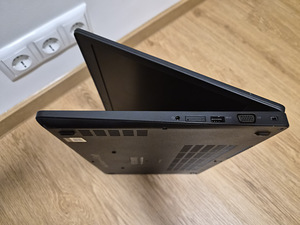 Dell Latitude 5580 15", I5-7300U, 8GB Ram, Windows 11 Pro (9 foto / 10)