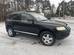 Volkswagen Touareg (5 foto / 13)