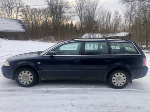 Volkswagen Passat 2003 1.9 96kw (3 foto / 8)