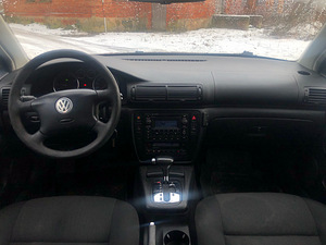 Volkswagen Passat 2003 1.9 96kw (5 foto / 8)
