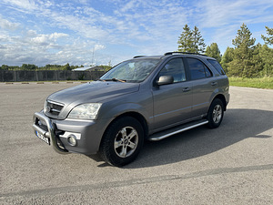 Kia Sorento 2004 Diisel maastur (2 фото из 7)