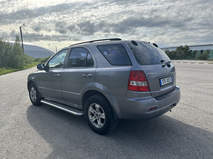 Kia Sorento 2004 Diisel maastur (3 фото из 7)