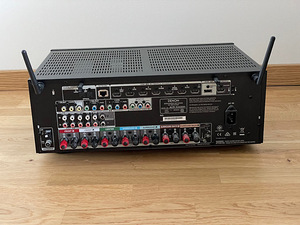 Kodukino komplekt JBL Denon (10 foto / 10)
