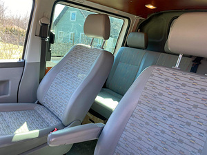 Vw transporter 2010 (2.0 85kw) (8 foto / 10)