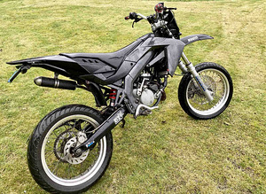 Aprilia sx50 (6 фото из 6)