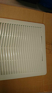 Ventilaator tolmufiltriga (2 foto / 2)