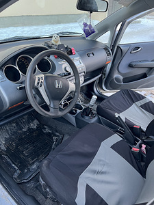 Honda jazz (6 foto / 10)