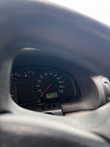 Passat B5 1.9tdi 81kw (4 foto / 9)