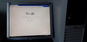 Lauaarvuti Fujitsu Siemens Esprimo ja monitor 17" (5 foto / 10)