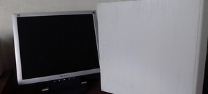 Lauaarvuti Fujitsu Siemens Esprimo ja monitor 17" (6 foto / 10)