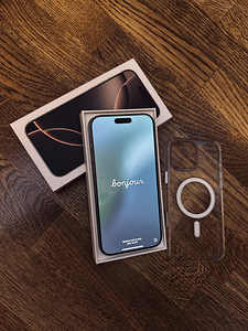 Apple IPhone 16 Pro Max 256gb (1 foto / 2)