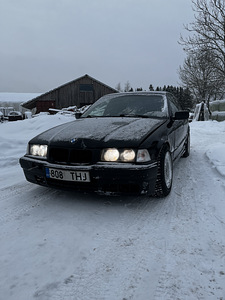 BMW e36 320 (1 foto / 4)