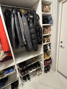 Продается гардероб (9 фото из 10)