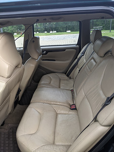 Müüa Volvo V70 (9 foto / 14)