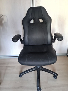 Mänguritool (ratastega tool) väga heas seisukorras (1 foto / 2)