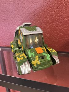Dinosauruse auto (valgus + spray efekt) (4 foto / 4)