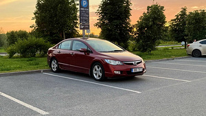 Honda Civic 1.8 103 kW (1 foto / 14)