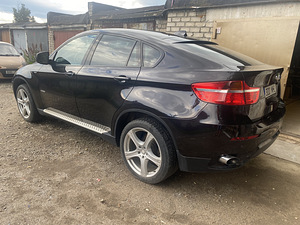 BMW X6 (3 фото из 8)