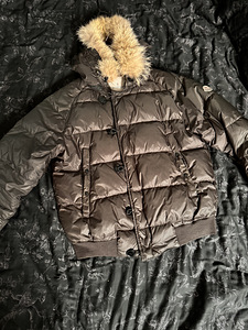 Moncler Bulgarie Парка Оригинальная куртка с сумкой (2 фото из 3)
