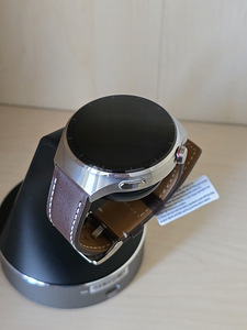 Huawei Watch 4 Pro Classic (2 foto / 3)