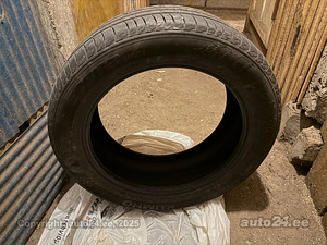 Suverehvid 215/55R18 Kumho ECSTA HS51 (2 foto / 6)